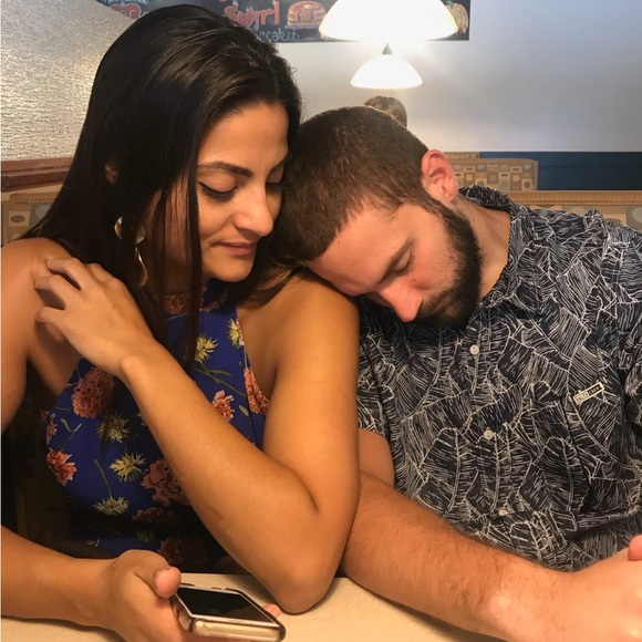 Meet your Posher, Paola - Picture 2 of 7